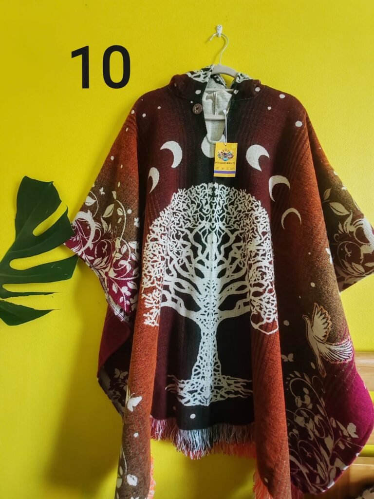Artisanal Highland Poncho Nº 10