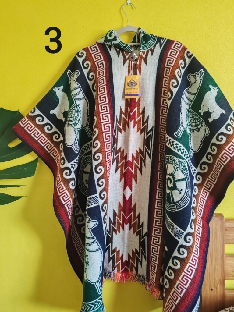 Artisanal Highland Poncho Nº 3